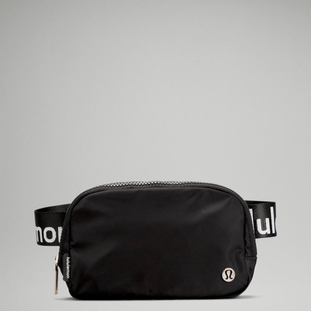 Lululemon Everyday Belt Bag! Wordmark!